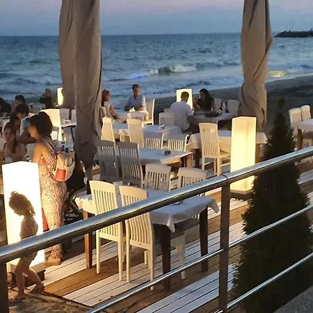 Lägenhet Aggela House *